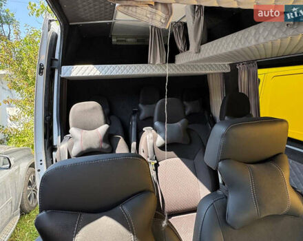 Белый Мерседес Sprinter, объемом двигателя 2.1 л и пробегом 500 тыс. км за 13479 $, фото 13 на Automoto.ua
