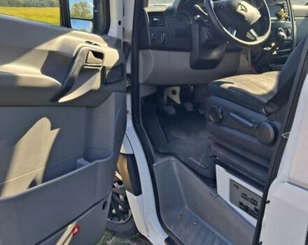 Белый Мерседес Sprinter, объемом двигателя 2.14 л и пробегом 343 тыс. км за 14500 $, фото 3 на Automoto.ua