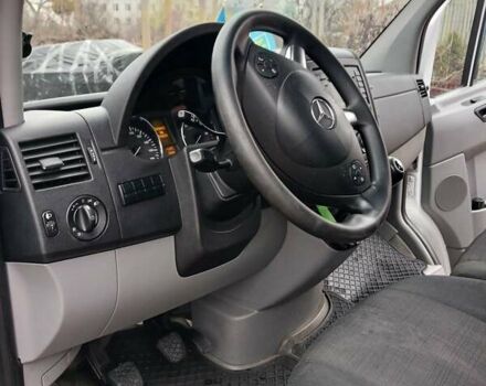 Белый Мерседес Sprinter, объемом двигателя 2.14 л и пробегом 343 тыс. км за 15000 $, фото 17 на Automoto.ua