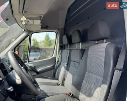 Белый Мерседес Sprinter, объемом двигателя 2.14 л и пробегом 429 тыс. км за 14999 $, фото 30 на Automoto.ua