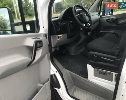 Белый Мерседес Sprinter, объемом двигателя 2.9 л и пробегом 189 тыс. км за 33900 $, фото 36 на Automoto.ua