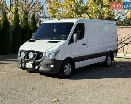 Белый Мерседес Sprinter, объемом двигателя 3 л и пробегом 378 тыс. км за 19500 $, фото 2 на Automoto.ua