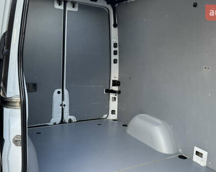 Белый Мерседес Sprinter, объемом двигателя 2.2 л и пробегом 335 тыс. км за 16500 $, фото 40 на Automoto.ua