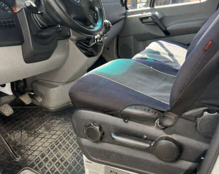 Белый Мерседес Sprinter, объемом двигателя 0 л и пробегом 342 тыс. км за 16900 $, фото 9 на Automoto.ua