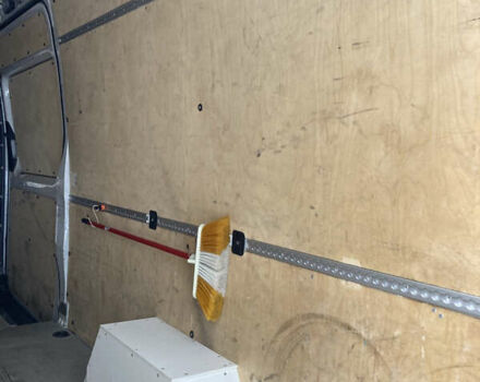 Белый Мерседес Sprinter, объемом двигателя 2.14 л и пробегом 308 тыс. км за 18899 $, фото 20 на Automoto.ua