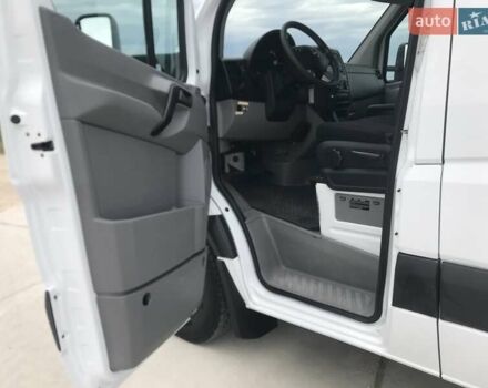 Белый Мерседес Sprinter, объемом двигателя 2.9 л и пробегом 189 тыс. км за 33900 $, фото 28 на Automoto.ua