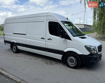 Белый Мерседес Sprinter, объемом двигателя 0 л и пробегом 348 тыс. км за 15200 $, фото 2 на Automoto.ua