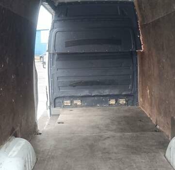 Белый Мерседес Sprinter, объемом двигателя 2.15 л и пробегом 300 тыс. км за 14000 $, фото 16 на Automoto.ua