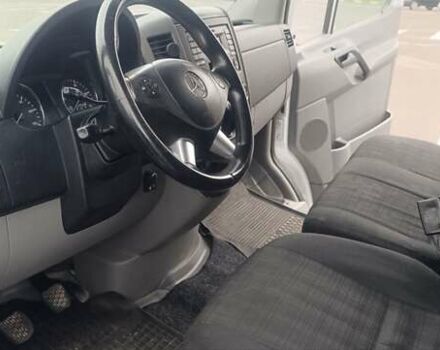 Белый Мерседес Sprinter, объемом двигателя 2.15 л и пробегом 300 тыс. км за 14000 $, фото 40 на Automoto.ua