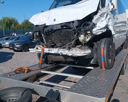 Белый Мерседес Sprinter, объемом двигателя 2.1 л и пробегом 500 тыс. км за 13479 $, фото 2 на Automoto.ua