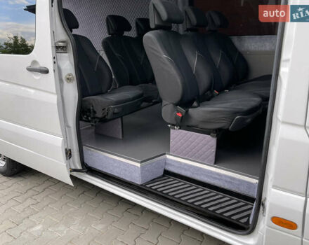 Белый Мерседес Sprinter, объемом двигателя 2.14 л и пробегом 769 тыс. км за 18900 $, фото 36 на Automoto.ua