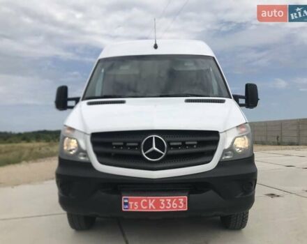 Белый Мерседес Sprinter, объемом двигателя 2.9 л и пробегом 189 тыс. км за 33900 $, фото 4 на Automoto.ua