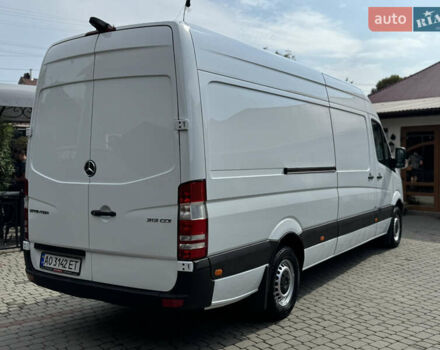 Белый Мерседес Sprinter, объемом двигателя 2.14 л и пробегом 429 тыс. км за 14999 $, фото 6 на Automoto.ua