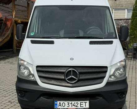 Белый Мерседес Sprinter, объемом двигателя 2.14 л и пробегом 429 тыс. км за 14999 $, фото 1 на Automoto.ua