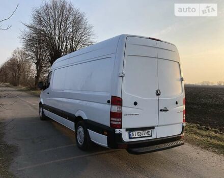 Белый Мерседес Sprinter, объемом двигателя 2.2 л и пробегом 275 тыс. км за 15900 $, фото 4 на Automoto.ua