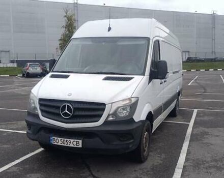 Белый Мерседес Sprinter, объемом двигателя 2.15 л и пробегом 300 тыс. км за 14000 $, фото 2 на Automoto.ua