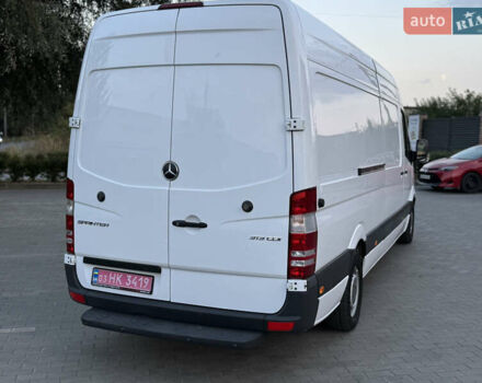 Белый Мерседес Sprinter, объемом двигателя 2.2 л и пробегом 289 тыс. км за 18900 $, фото 26 на Automoto.ua