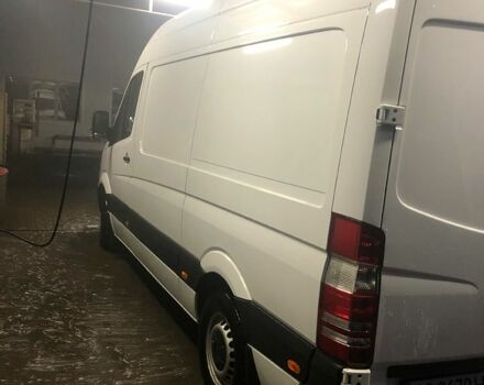 Белый Мерседес Sprinter, объемом двигателя 2.1 л и пробегом 302 тыс. км за 16500 $, фото 7 на Automoto.ua