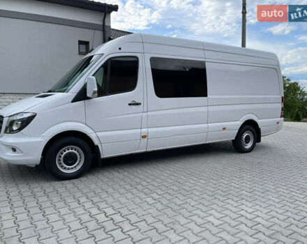 Белый Мерседес Sprinter, объемом двигателя 2.14 л и пробегом 769 тыс. км за 18900 $, фото 2 на Automoto.ua