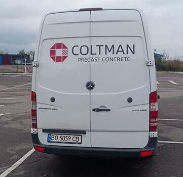Белый Мерседес Sprinter, объемом двигателя 2.15 л и пробегом 300 тыс. км за 14000 $, фото 9 на Automoto.ua