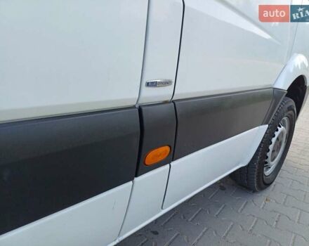 Белый Мерседес Sprinter, объемом двигателя 2.99 л и пробегом 480 тыс. км за 26000 $, фото 22 на Automoto.ua