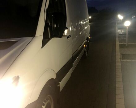 Белый Мерседес Sprinter, объемом двигателя 2.1 л и пробегом 302 тыс. км за 16500 $, фото 3 на Automoto.ua