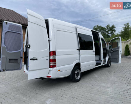 Белый Мерседес Sprinter, объемом двигателя 2.14 л и пробегом 769 тыс. км за 18900 $, фото 49 на Automoto.ua