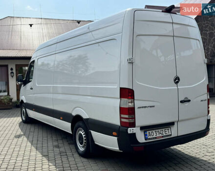 Белый Мерседес Sprinter, объемом двигателя 2.14 л и пробегом 429 тыс. км за 14999 $, фото 5 на Automoto.ua