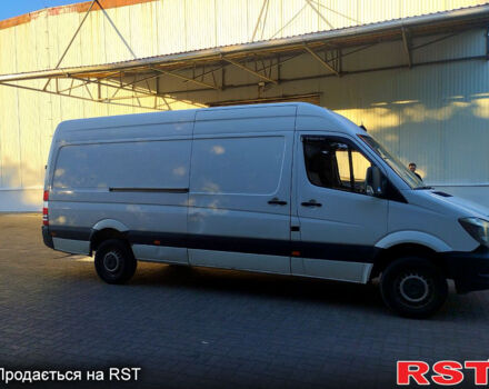 Белый Мерседес Sprinter, объемом двигателя 2.1 л и пробегом 490 тыс. км за 15000 $, фото 1 на Automoto.ua