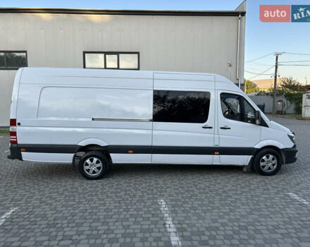 Белый Мерседес Sprinter, объемом двигателя 3 л и пробегом 530 тыс. км за 26999 $, фото 10 на Automoto.ua