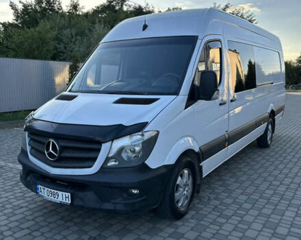 Белый Мерседес Sprinter, объемом двигателя 3 л и пробегом 530 тыс. км за 26999 $, фото 1 на Automoto.ua