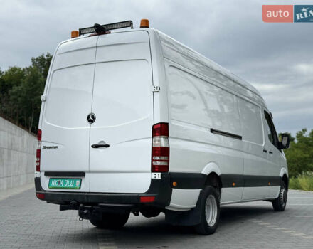 Белый Мерседес Sprinter, объемом двигателя 3 л и пробегом 245 тыс. км за 35351 $, фото 27 на Automoto.ua