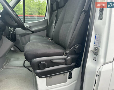 Білий Мерседес Sprinter, об'ємом двигуна 2.14 л та пробігом 400 тис. км за 23500 $, фото 23 на Automoto.ua