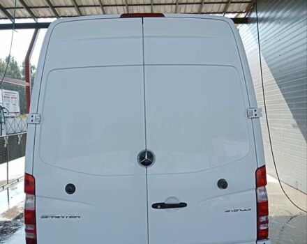 Белый Мерседес Sprinter, объемом двигателя 2.2 л и пробегом 290 тыс. км за 15800 $, фото 17 на Automoto.ua