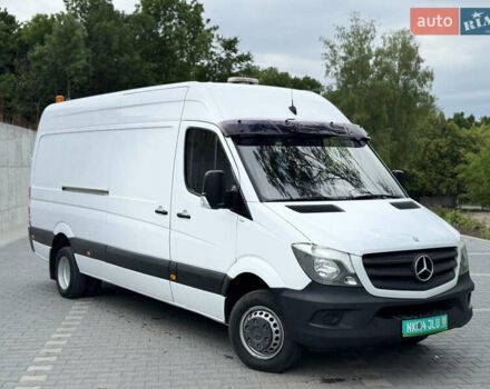 Белый Мерседес Sprinter, объемом двигателя 3 л и пробегом 245 тыс. км за 35351 $, фото 1 на Automoto.ua