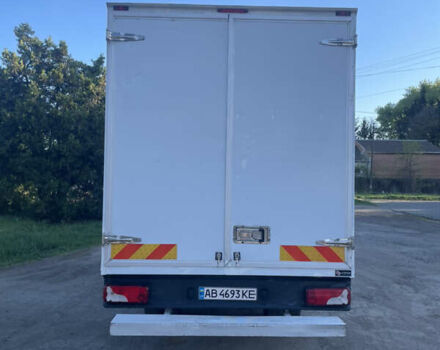 Белый Мерседес Sprinter, объемом двигателя 1.8 л и пробегом 600 тыс. км за 17500 $, фото 9 на Automoto.ua