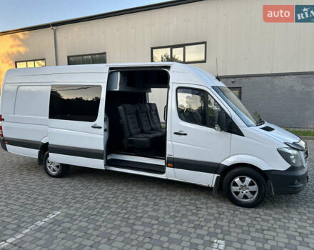 Белый Мерседес Sprinter, объемом двигателя 3 л и пробегом 530 тыс. км за 26999 $, фото 41 на Automoto.ua