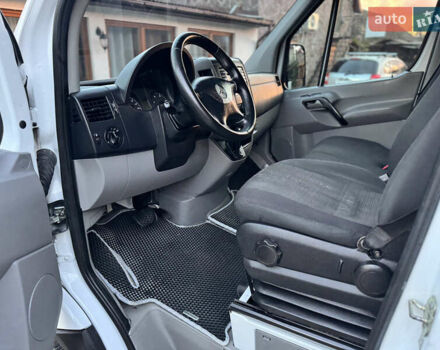 Белый Мерседес Sprinter, объемом двигателя 2.1 л и пробегом 431 тыс. км за 16499 $, фото 35 на Automoto.ua
