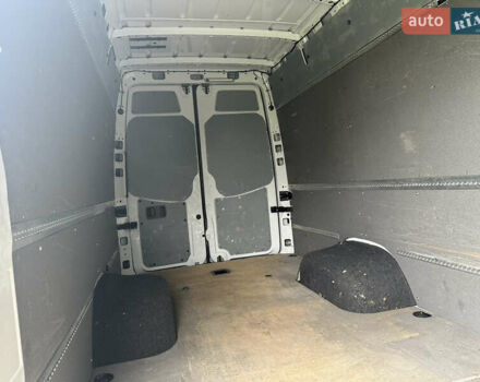 Білий Мерседес Sprinter, об'ємом двигуна 2.14 л та пробігом 400 тис. км за 23500 $, фото 19 на Automoto.ua