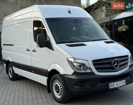 Белый Мерседес Sprinter, объемом двигателя 2.1 л и пробегом 385 тыс. км за 14999 $, фото 3 на Automoto.ua