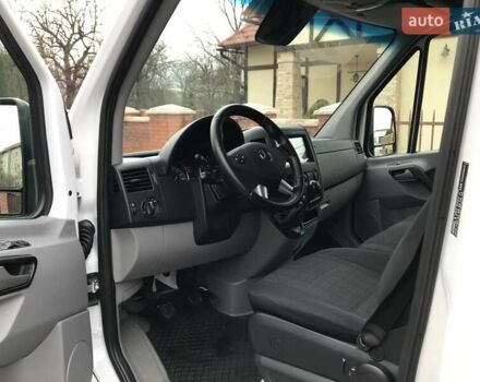 Белый Мерседес Sprinter, объемом двигателя 2.2 л и пробегом 265 тыс. км за 22900 $, фото 12 на Automoto.ua