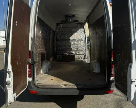 Белый Мерседес Sprinter, объемом двигателя 2.14 л и пробегом 391 тыс. км за 18000 $, фото 6 на Automoto.ua