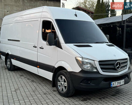 Белый Мерседес Sprinter, объемом двигателя 2.1 л и пробегом 431 тыс. км за 16499 $, фото 3 на Automoto.ua