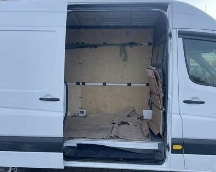 Белый Мерседес Sprinter, объемом двигателя 2.14 л и пробегом 240 тыс. км за 9950 $, фото 1 на Automoto.ua
