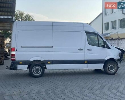 Белый Мерседес Sprinter, объемом двигателя 2.14 л и пробегом 240 тыс. км за 9950 $, фото 12 на Automoto.ua