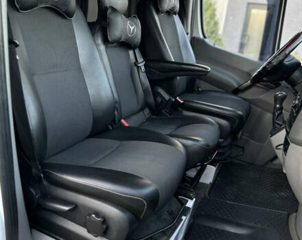 Белый Мерседес Sprinter, объемом двигателя 3 л и пробегом 530 тыс. км за 26999 $, фото 22 на Automoto.ua