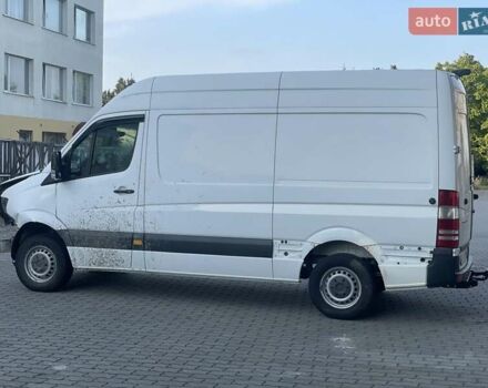 Белый Мерседес Sprinter, объемом двигателя 2.14 л и пробегом 240 тыс. км за 9950 $, фото 8 на Automoto.ua