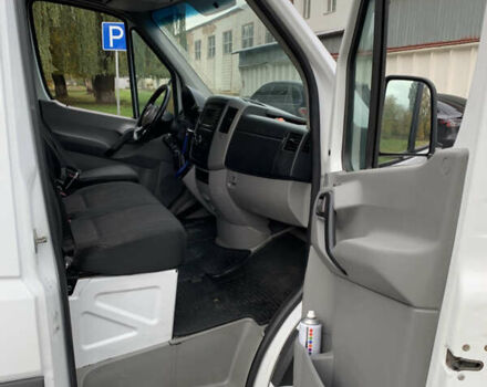 Белый Мерседес Sprinter, объемом двигателя 2.1 л и пробегом 377 тыс. км за 23000 $, фото 12 на Automoto.ua