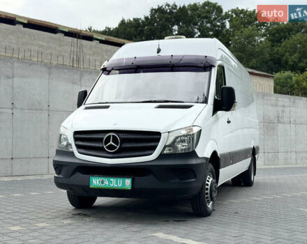 Белый Мерседес Sprinter, объемом двигателя 3 л и пробегом 245 тыс. км за 35351 $, фото 5 на Automoto.ua