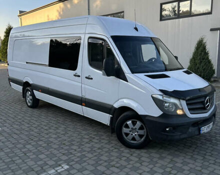 Белый Мерседес Sprinter, объемом двигателя 3 л и пробегом 530 тыс. км за 26999 $, фото 5 на Automoto.ua